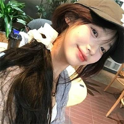 歌唱动荡的青春
